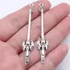 Colgante de espada y alabarda de plata antigua de 59 mm 2,5 g serie secundaria de armas COSPLAY