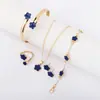 Conjunto de Joias de Trevo de Cinco Folhas Mais Vendido Transfronteiriço para Mulheres Colar Simples de Flor de Ameixa da Sorte Joias de Mão Versáteis Brincos para Mulheres