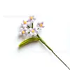Ramo de flores de alambre trenzado terminado con tallos individuales de rosas y girasoles, arreglo de flores artificiales adecuado para decoración de regalo del Día del Maestro