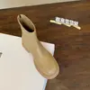 Botas finas de cuero suave para mujer, nuevo estilo 2026, con suela gruesa, que aumentan la altura, con cremallera trasera, botas británicas de moda estilo callejero, botines modernos