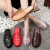 Zapatillas de Cristal con Tejido Hueco Antideslizantes Mules Planos Perezosos Punta Abierta Sandalias de Gel para Mujer Verano Uso Exterior
