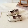 Zapatos de Cuero para Niñas 2025 Primavera y Otoño Nuevo Estilo Simples Versátiles Mocasines de Princesa para Niños Mayores Zapatos de Moda con Suela Suave Tendencia