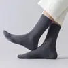 Meias Lisas de Cor para Tamanhos Maiores para Homens, Outono/Inverno, Negócios, Simples, Algodão Puro, Malha Dupla, Versátil, Brancas, Respiráveis, Longas