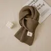 Lenço pequeno estilo ins coreano para meninas, lã tricotada para outono e inverno, aquecedor de pescoço versátil estilo coreano para estudantes, em estoque