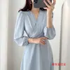 Chique coreano, design retrô de outono, elegante vestido midi plissado para mulheres
