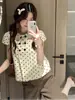 Camisa de manga corta con cuello de muñeca de lunares estilo coreano para mujer, ajuste holgado de verano, adelgazante, top con diseño de doble botonadura
