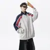 Sudadera cárdigan de color block a rayas estilo americano con cuello alto para hombre, marca de moda, nueva chaqueta deportiva casual holgada de otoño e invierno para hombre