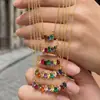 Colar Zircônia Colorida Vintage com Toque de Alto Padrão, Luxo Leve, Corrente Versátil para Clavícula, Gargantilha Tendência de Pedra Irregular de Nicho