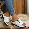 Sandalias de cuña de verano de talla grande con hebilla hueca y punta abierta para mujer, estilo nuevo, comercio exterior, suela suave, cómodas, para uso diario casual