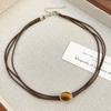 Collar Maillard de ojo de tigre para mujer, otoño e invierno, nicho ligero, lujo de alta gama, cadena de lana, accesorios, cadena de clavícula vintage marrón