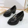 Zapatos de cuero de tacón alto estilo británico para mujer 2022 nuevo mocasines de un solo pedal zapatos de tacón grueso de corte bajo con suela gruesa talla pequeña
