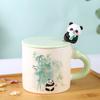 Linda Taza de Cerámica de Dibujos Animados de Panda Pequeño para el Hogar con Tapa y Cuchara Taza de Alto Valor de Color Taza de Regalo Acompañante