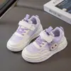 Tênis Baixo Infantil, Sapatos Esportivos para Meninas, Novos Sapatos Casuais Cartoon Primavera e Outono 2026, Sapatos Brancos Versáteis com Solado Macio