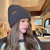 Gorro de punto de estilo coreano de moda para otoño e invierno, combina con todo, con etiqueta de lana y letra L, gorro de lana de doble capa, orejeras cálidas para mujer