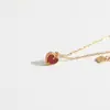 Collar Único de Acero de Titanio con Corazón de Doble Cara para Mujer, Cadena para Clavícula de Lujo Ligero Estilo Europeo y Americano, Cadena de Cuello de Corazón Rojo Pequeño Versátil de Diseño Moderno