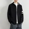 Suéter Cardigan de Tricô Listrado Novo Outono/Inverno 2026 para Homens, Casual de Caimento Solto, Adequado para Usar em Camadas