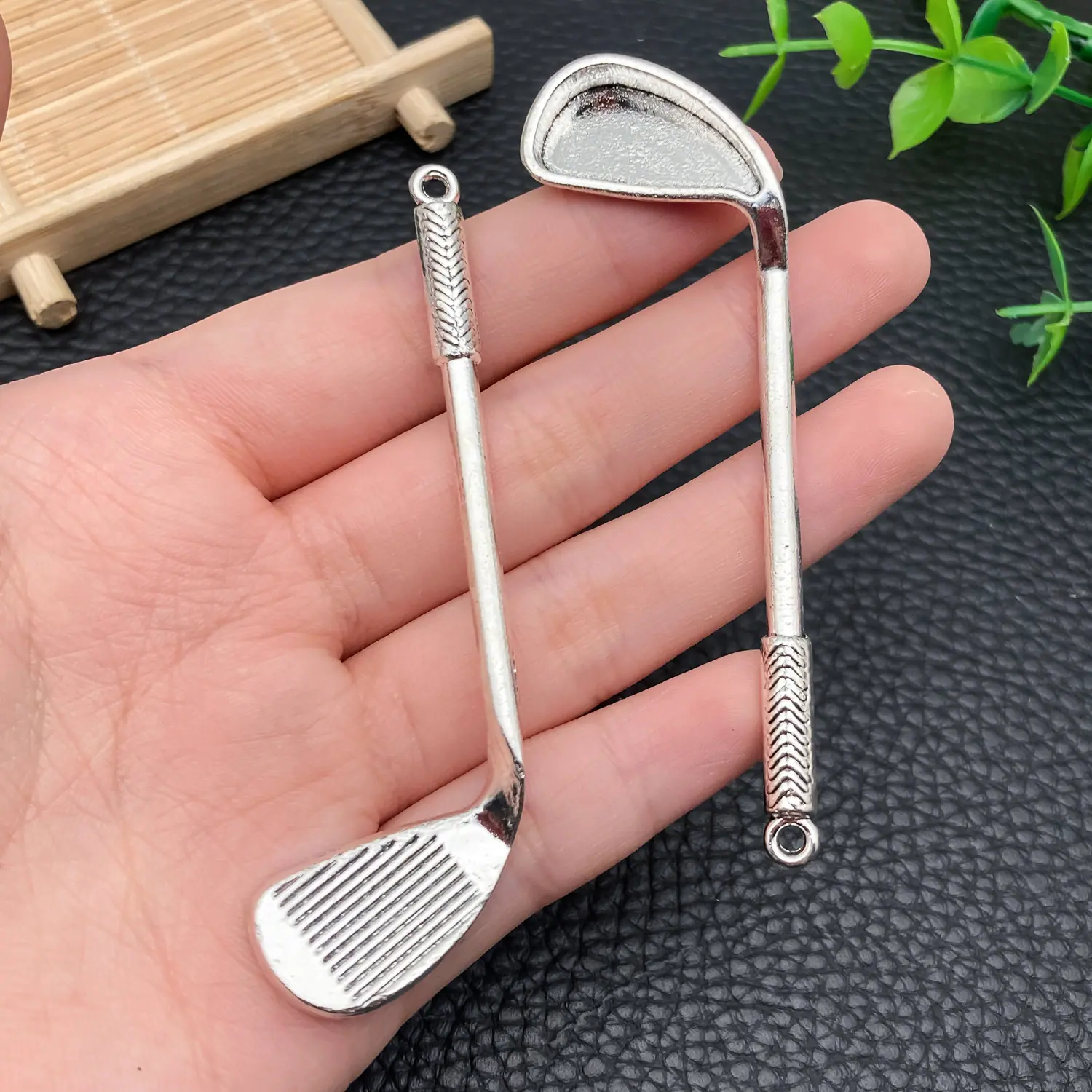 22264-Y-古银锌合金运动器材高尔夫球杆79x25mm-