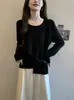 Ropa de otoño para mujer de talla grande: suéter elegante de cuello redondo con un diseño único, que presenta un corte favorecedor y un efecto adelgazante