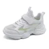 Tênis brancos para meninos, sapatos esportivos brancos para meninas, calçados infantis para alunos do ensino fundamental e médio, calçados de performance, pedidos de fábrica, atacado, comércio exterior