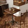 Juego de mesa y sillas de madera maciza estilo retro americano para café y bar, adecuado para panaderías, tiendas de postres y té de leche, mesas comerciales para restaurantes occidentales