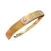 Pulseira com Fivela de Flor em Zircônia Banhada a Ouro Real 18K Luxo Acessível Pulseira de Alta Qualidade Moda Simples Versátil Joia de Mão para Mulheres