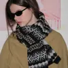 Bufanda Gruesa de Punto Fair Isle con Artesanía Robusta, Estilo Vintage, Versión Cálida y Ancha para Clima Frío