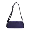 Diseño de nicho moderno simple bolso de un solo hombro estilo coreano ins uso diario elegante moderno casual bolso de axila de un solo hombro