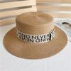 Sombrero de Paja Estilo Coreano Versátil con Correa de Letras, Parte Superior Plana, Sombrero de Paja Pequeño de Ala Corta, Moda Casual Estilo Japonés, Sombrero de Sol para Viajes de Primavera y Verano