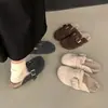 Zapatos peludos de suela gruesa, zapatos de algodón cálidos de felpa, slip-ons de punta cerrada para usar al aire libre, zapatos de invierno para mujer estilo Birkenstock de suela plana