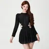 Maiô feminino de peça única com mangas compridas, proteção solar, efeito modelador, cobre a barriga, design de renda vazada, adequado para fontes termais e natação, modelo novo