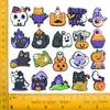 Decoraciones de zapatos de zueco de dibujos animados para Halloween, lindos dijes de zapato de goma blanda de gato negro y calabaza, accesorios decorativos DIY para zapatos de jardín en stock