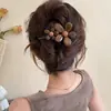 Grampo de Cabelo Vintage Outono/Inverno 2026 Estilo Coreano Clipe Torcido de Cabelo de Alta Qualidade Acessório de Cabelo Simples Elegante Ornamento de Cabelo Versátil para o Dia a Dia