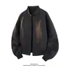 Jaqueta vermelha estilo americano para homens, coleção de outono, silhueta curta, gola alta, jaqueta bomber de corte solto, cleanfit, marca moderna, peça de sobreposição estilosa e descolada