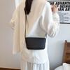 Bolsa Saco de Design de Nicho Transfronteiriço com Textura de Pedrinhas para Mulheres 2025 Nova Tendência da Moda Bolsa de Ombro Único Transversal de Cor Sólida