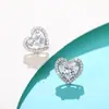 Pendientes Huitan de Metal de Calidad con Forma de Corazón Doble Capa Huecos Exquisitos Pendientes Pequeños de Corazón a Corazón