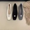 Sapatos Mary Jane estilo francês de tweed de lã 2026, sapatos de inverno simples forrados com pelúcia, bico quadrado, versáteis para o trabalho, mocassins
