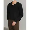 Outono e Inverno Novidade Tricô Gola V Masculino Cor Lisa Camisa para Camada Interna Britânica Business Tendência Exportação Atacado Transfronteiriço