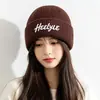Gorro de Lana con Bordado de Letras para Otoño e Invierno para Mujer, Gorro de Punto Versátil de Estilo Coreano Cálido que Protege los Oídos para Hombres, Adecuado para Circunferencias de Cabeza Grandes