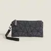 Porta-moedas Japonês Costura Padrão Geométrico Irregular Bolsa de Mão Moda Bolsa de Cosméticos Bolsa de Mão Cor Mutável Luminosa