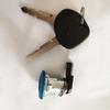 69058-26030 69058-34020 cilindro de cerradura de tapa de llenado de combustible adecuado para Toyota