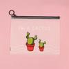 Bolsa con cierre de PE esmerilado de dibujos animados de cactus para venta al por mayor, bolsa de almacenamiento para papelería de estudiante, bolsa para accesorios para el cabello, anillo para el cabello