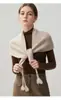 26 Otoño Invierno Nuevo Chal de Cachemir Hecho a Mano para Mujer con Borlas Largas Cárdigan Bufanda Triangular Versátil Tejido Prendas de Abrigo Pequeñas
