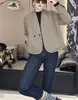 Outono de 2026 Novo Decote V Casual Curto Estiloso Versátil Emagrecedor Temperamento Jaqueta Casual Casaco Curto Blusa Feminina