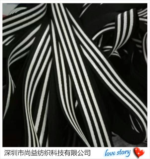 mmexport1490409391466