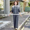 Traje deportivo para mujeres de mediana edad, ropa de otoño 2026 nuevo conjunto casual elegante de dos piezas con chaqueta para mujeres de mediana edad y mayores para primavera y otoño