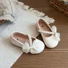 Zapatos de Cuero para Niñas 2026 Nuevo Otoño Malla Lazo Perla Zapatos de Pequeña Princesa Estilo Coreano Estilo Pequeño Chanel Elegantes Zapatos de Salón