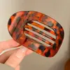 Pinza Curva de Nácar con Acabado de Alta Gama, Pinza Plana para la Parte Trasera de la Cabeza, Que No Marca, Que No Duele, Pasador para Peinados Recogidos, Pinza de Pato, Pinza de Concha