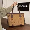 Bolso Grande Retro de Color Puro para Mujer 2026 Nuevo Nicho Lindo Gato Bolso Tote Invierno Simple Bolso Tote para Viajar