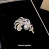 Broche de Pena de Zircônia e Pérola Estilo Minimalista, Exquisito e Elegante, Sensação de Alto Padrão, Acessório de Moda de Nicho de Luxo Leve
