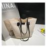 Bolsa de Mano Grande de Textura Tejida de Paja Artística para Mujer de Comercio Exterior, Nueva Moda Primavera 2025, Bolso de Hombro de Playa